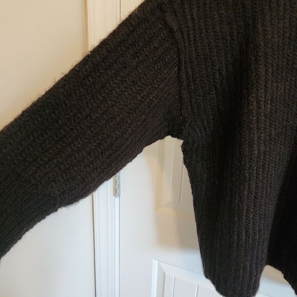 Free People Black Knit Oversized V neck Sweater Medium - Picture 7 of 8